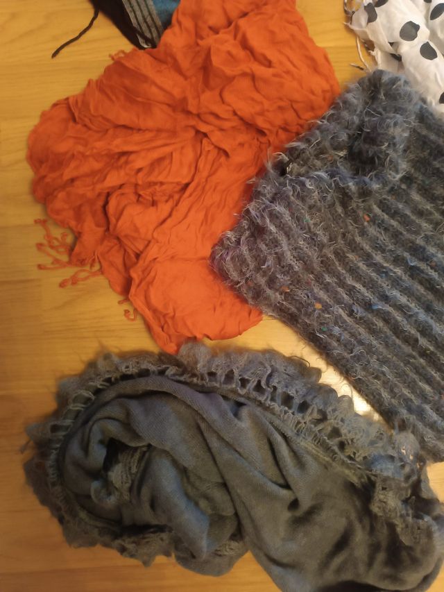 Lote de pañuelos variados