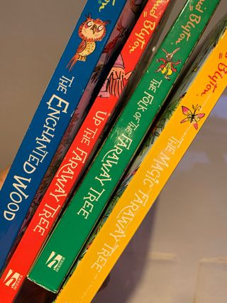 The magic faraway tree. 4 libros en inglés