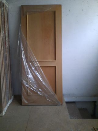 Puerta madera de 82cm