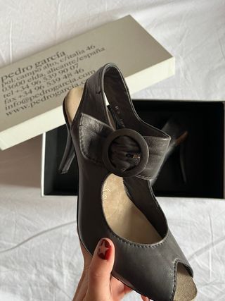Tacones Pedro García Talla 38.5 Gris