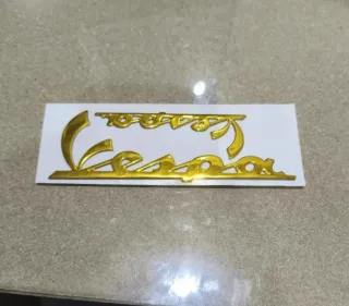 Emblema Vespa Dorado