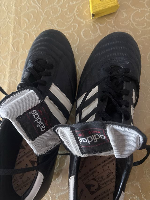 Botas Adidas World Cup Negras y Blancas