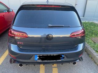 Copri stemma VW Golf 5/6/7/7.5/8 Nero lucido