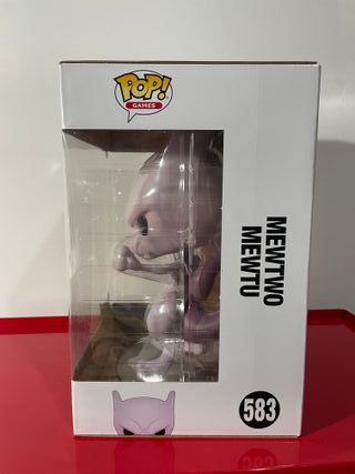 Funko Pop! Pokémon Mewtwo #583 NUEVO