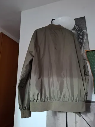 Chaqueta Bomber Verde Oliva
