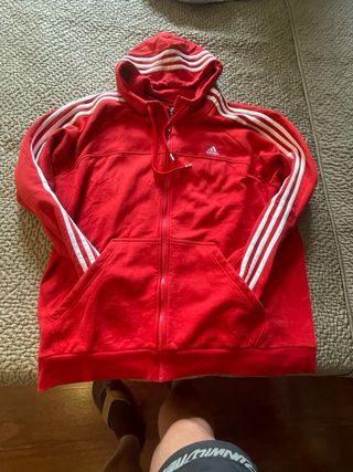 Sudadera Adidas con Capucha Roja