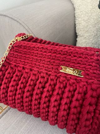 Bolso de crochet hecho a mano