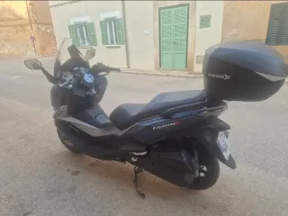 Sym Cruisym 300 en perfecto estado