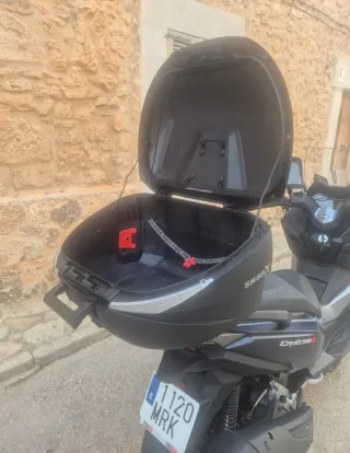 Sym Cruisym 300 en perfecto estado