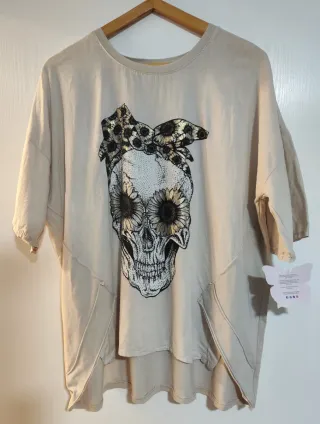Camiseta Oversize Calavera Beige