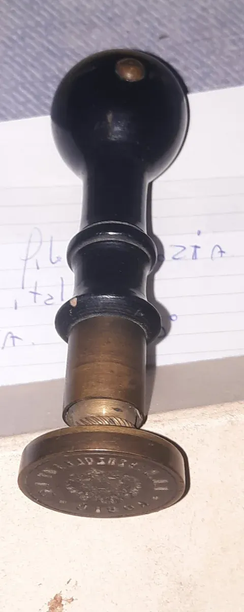 Antico timbro con stemma imperiale