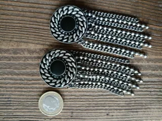 Pendientes vintage plateados y negros