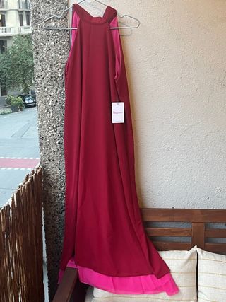 Vestido Buganco fiesta rojo 
Talla M nuevo