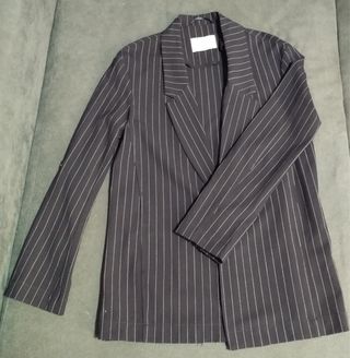 Americana Bershka Talla XS Raya Negra