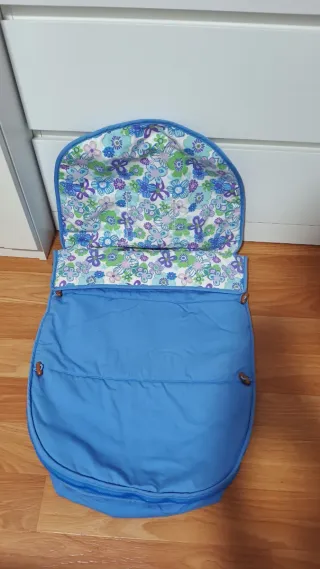 Saco para silla de bebé con estampado floral