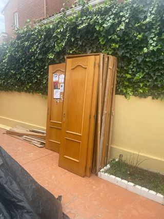 Puertas de madera para vivienda