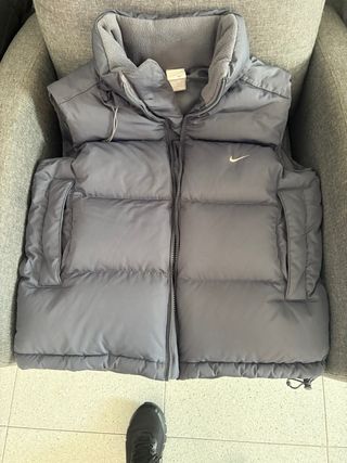 Chaleco Nike Plumas Gris