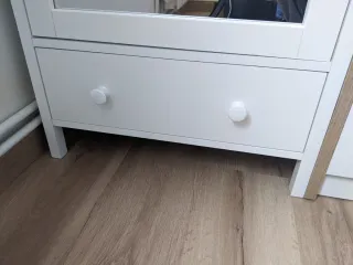 Armario recibidor blanco Jysk TERPET con espejo