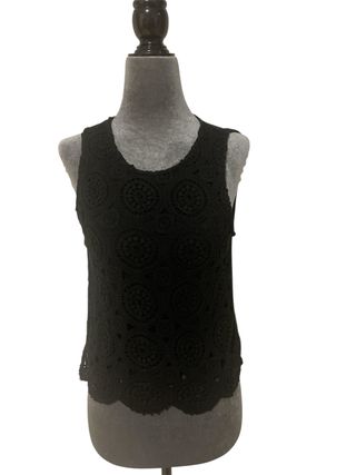 Top negro Stradivarius encaje