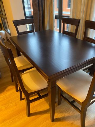Mesa extensible madera con 8 sillas