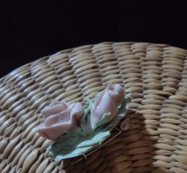 Broche Vintage, porcelana fría.