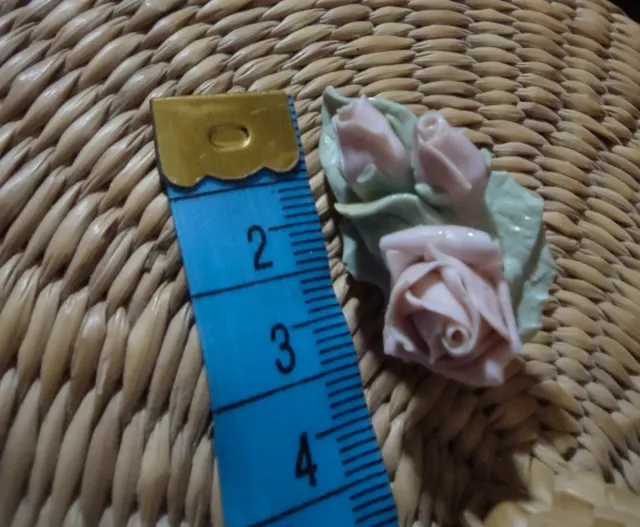 Broche Vintage, porcelana fría.