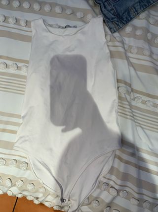 Body blanco sin mangas