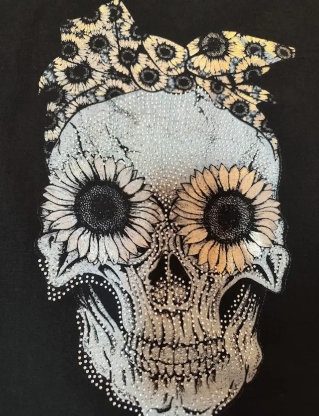 Camiseta Oversize Calavera Negra