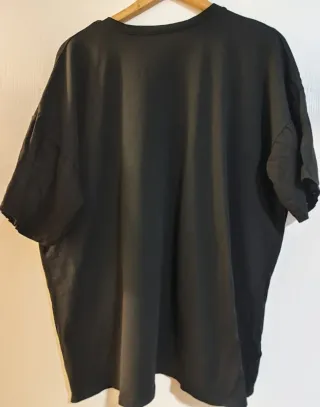 Camiseta Oversize Calavera Negra