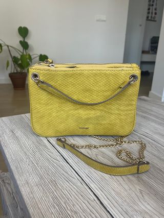 Bolso Parfois Mostaza Piel Serpiente