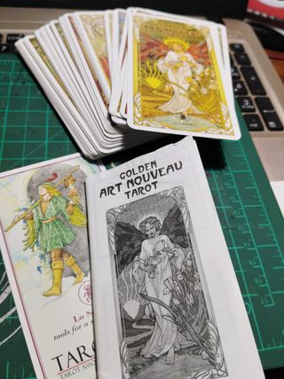 Baraja Tarot Art Nouveau Dorada
