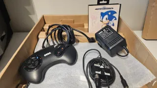 Megadrive con Sonic y mando en caja LEER