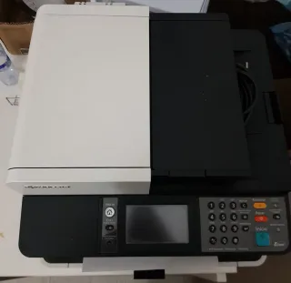 Impresora Multifunción Kyocera M5526cdw A REVISAR!
