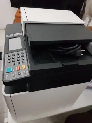 Impresora Multifunción Kyocera M5526cdw A REVISAR!