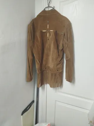 Chaqueta de cuero con flecos 3B West