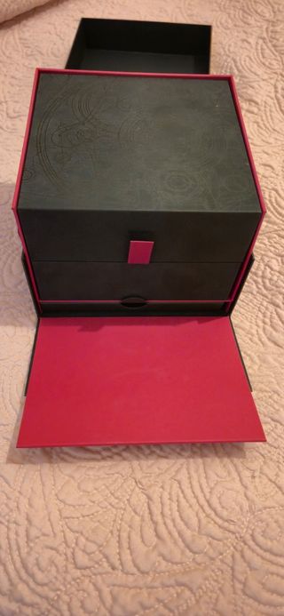 Caja Original Reloj Oris Negra y Rosa