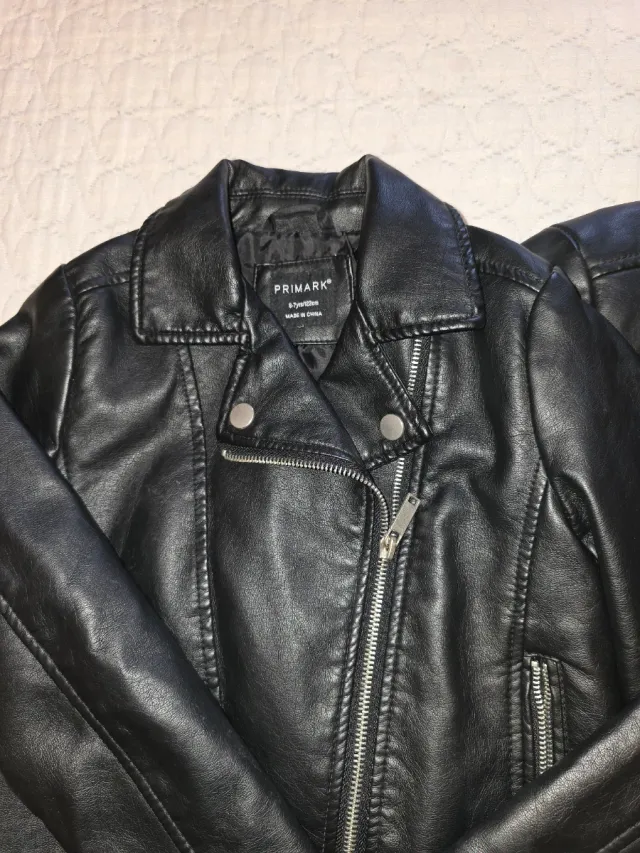 Cazadora cuero sintetico niña negra T.6/7