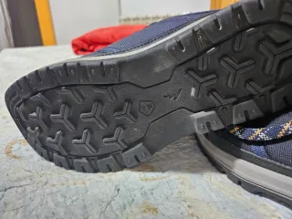 Zapatillas trekking Quechua Talla 40