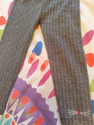 Conjunto niña camiseta y leggings 