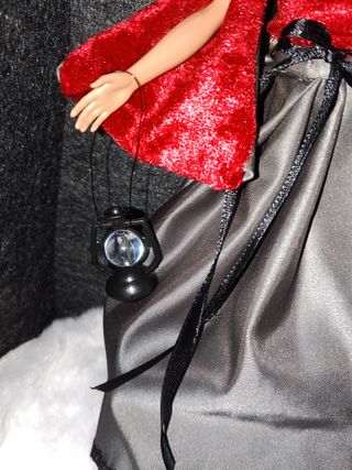 Barbie Fashionista Novia Drácula