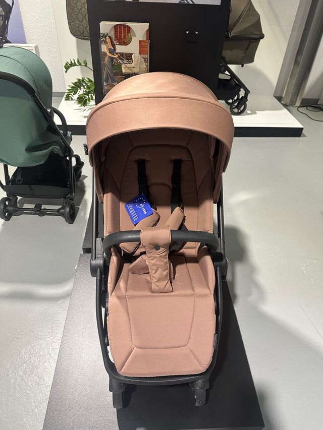 Silla de paseo Venicci Vero ligera