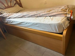 Escritorio, cajonera y cama individual