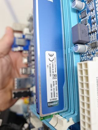 Placa Base Gigabyte GA-H61M-HD2