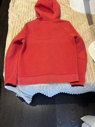 Sudadera Nike Tech fleece Roja original.
