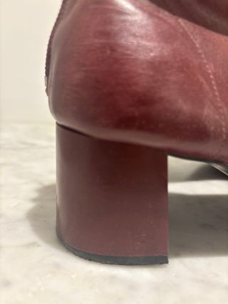 Botines piel burdeos T.40