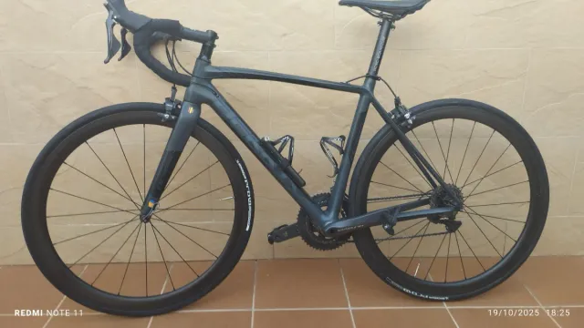 Bicicleta  carretera de carbono, ultegra