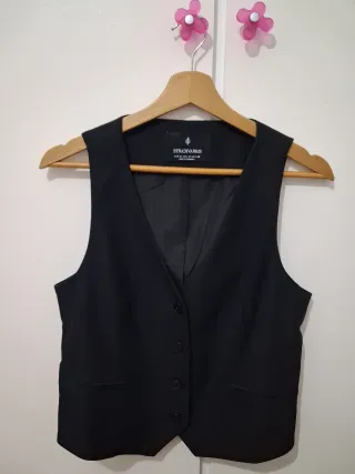 Chaleco negro Stradivarius Talla M