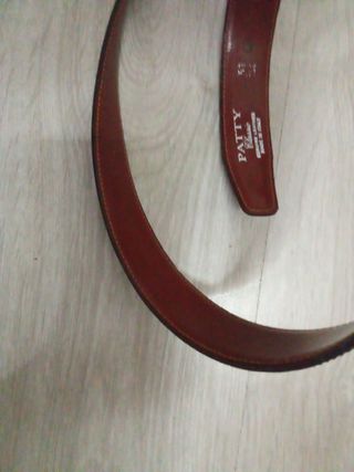 Cinture in pelle marrone e nere prezzo singola 