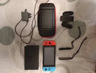 Nintendo Switch Negra y Roja