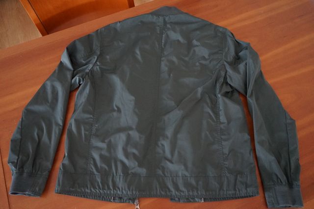 Chaqueta bomber verde Massimo Dutti – Talla L 